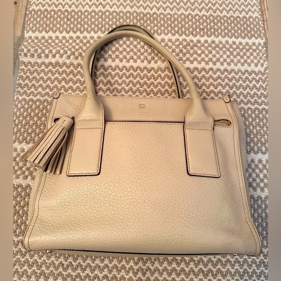 kate spade Handbags - Kate Spade beige nude cream Leather Southport Avenue Lydia Satchel Purse Bag